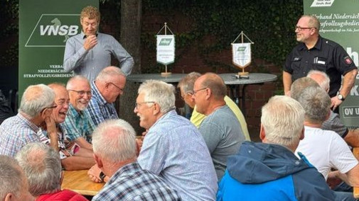 Der Moment, wenn der Chef nach einer Mitgliedschaft gefragt wird - unbezahlbar...