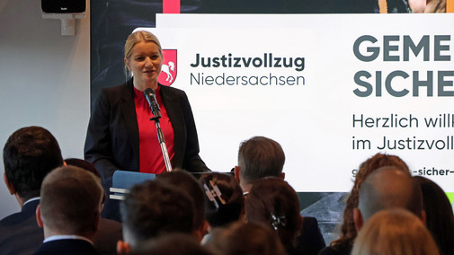 Lobende Worte durch die Nds. Justizministerin